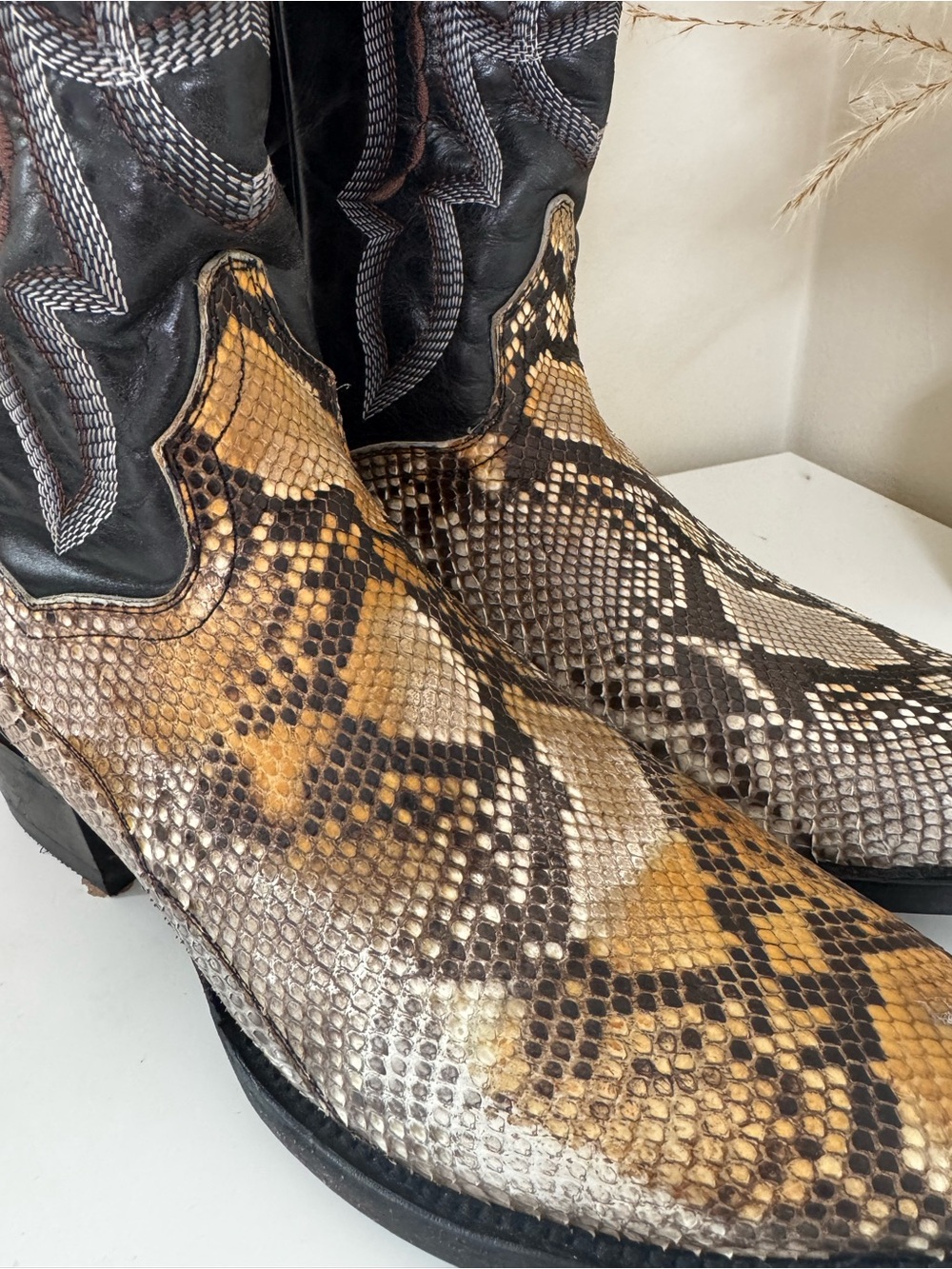 Dan Post Exotic Python Leather Cowboy Boots – Men’s US 10.5 D - Picture 6 of 14